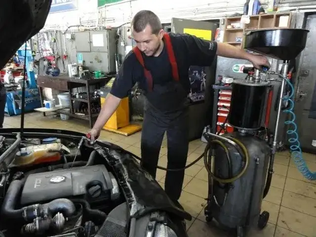 Filtr oleju co ile wymiana – uniknij kosztownych uszkodzeń silnika