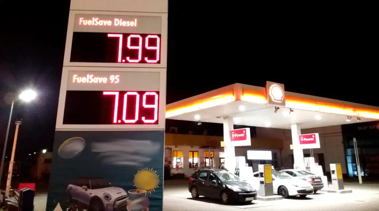 Ile kosztuje paliwo diesel? Sprawdź ceny i uniknij wysokich kosztów