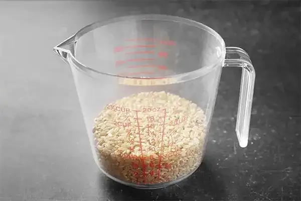 Ile ryżu na litr zupy, by uniknąć zbyt gęstej konsystencji?