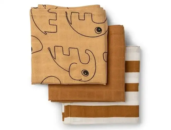 Pieluchy tetrowe czy muślinowe? Kompleksowe porównanie dla rodziców