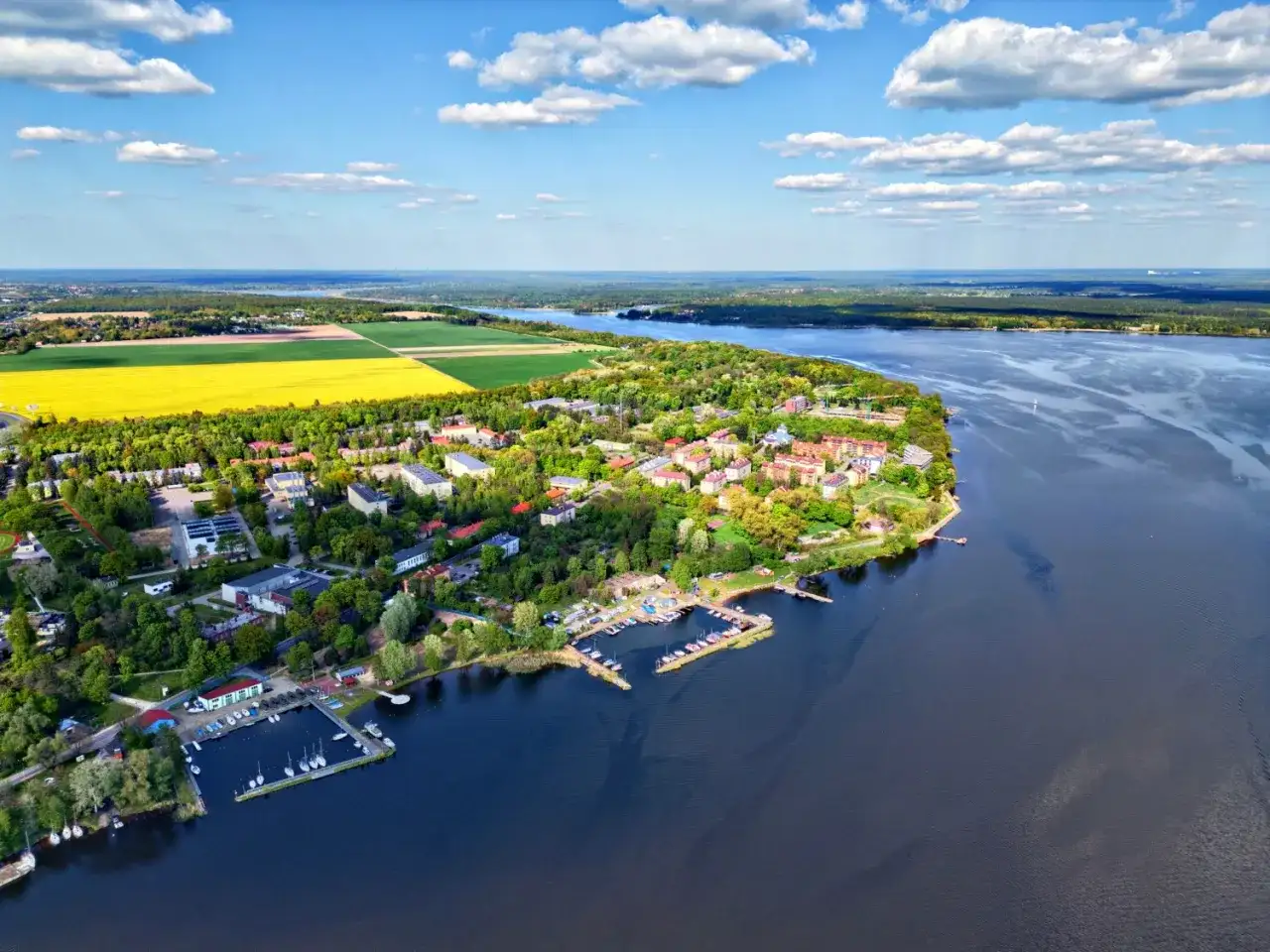 Najlepsze atrakcje nad jeziorem Zegrzyńskim, które musisz poznać