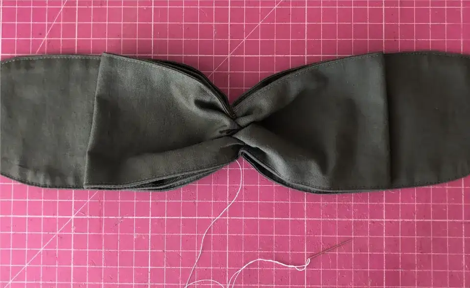 Jak uszyć kokardę w prosty sposób - krok po kroku z poradami