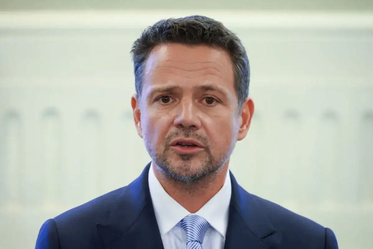 Jakie języki zna Trzaskowski? Zaskakujące umiejętności polityka