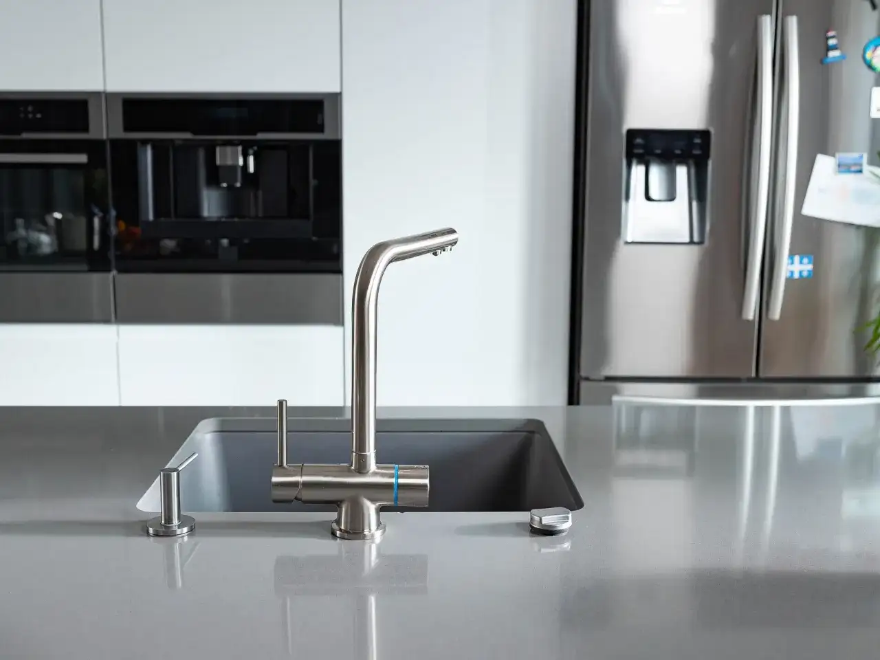 Jak jest zlew po angielsku? Odkryj znaczenie i zastosowanie