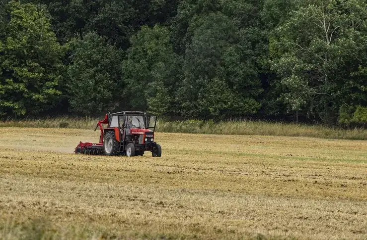 Jak ustawić sprzęgło w zetorze 7245, aby uniknąć kosztownych napraw