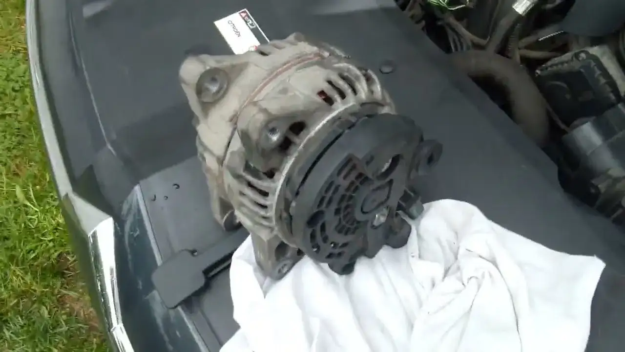 Jak łatwo i bezpiecznie wyjąć alternator w Citroenie C5 – krok po kroku