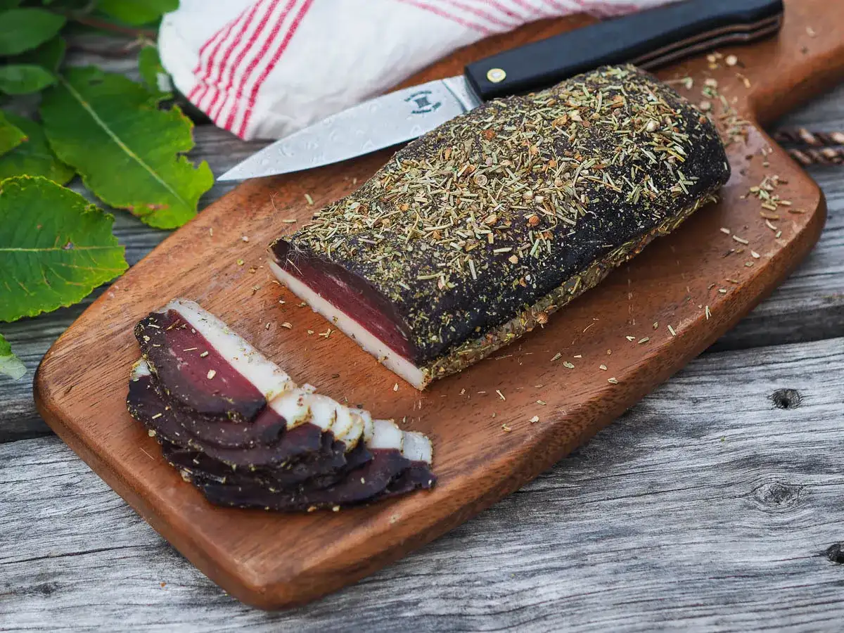 Quelles épices pour magret séché : les secrets d'un assaisonnement parfait