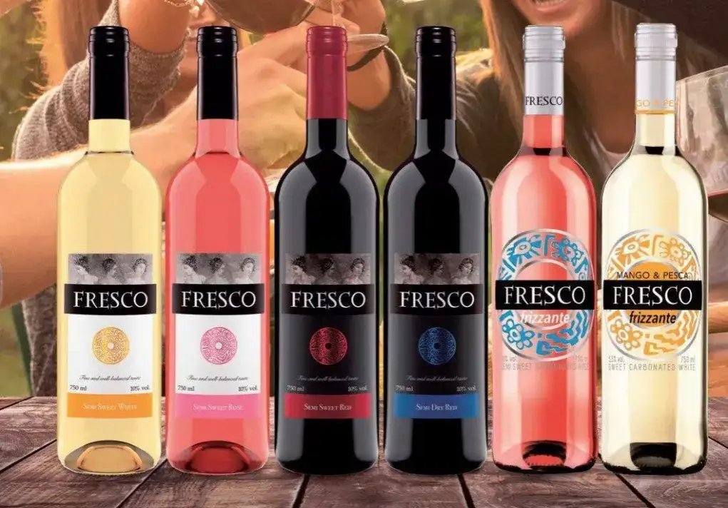 Fresco: Skąd pochodzi? Poznaj polską markę wina