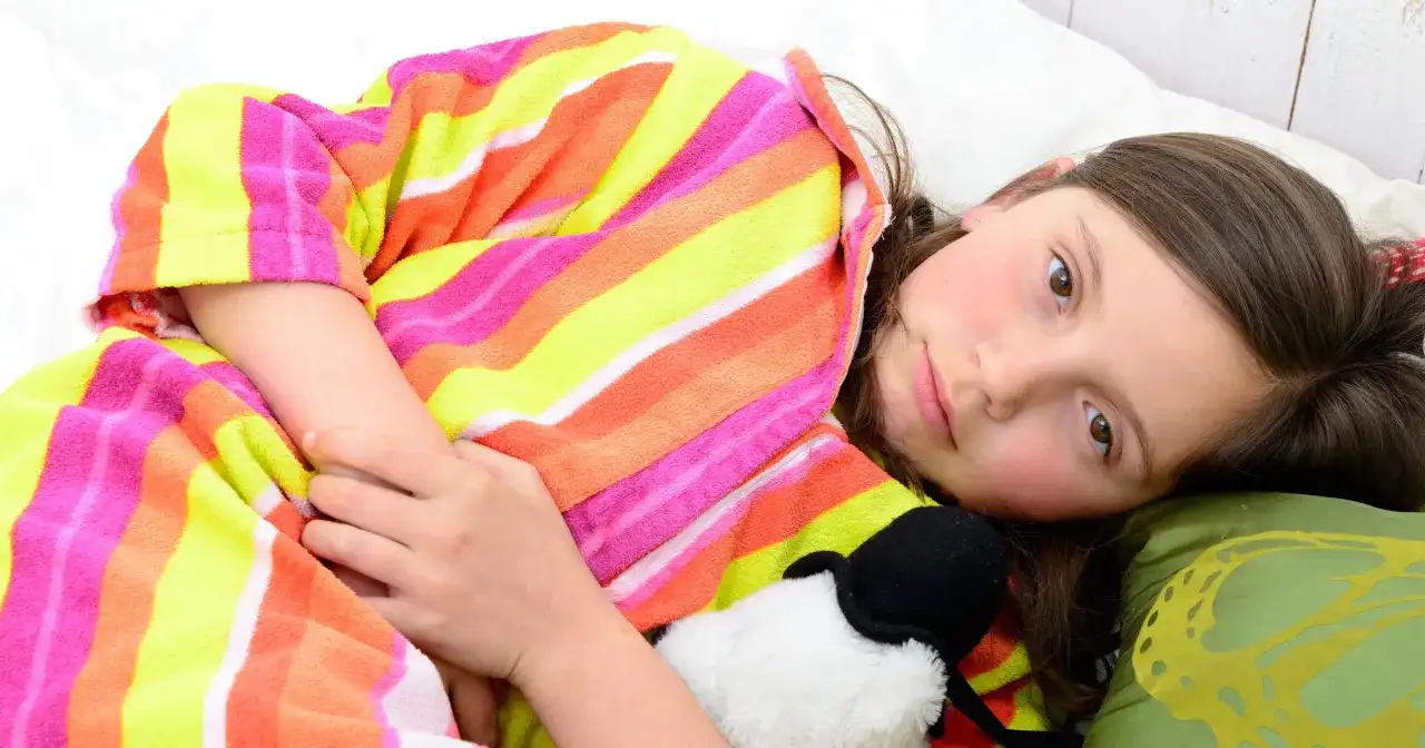 Co na ból brzucha u 4 latka? Skuteczne sposoby na ulgę i objawy