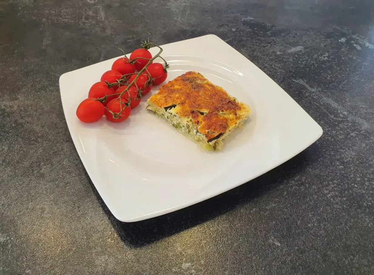 Szybka i prosta keto zapiekanka z cukinii, która zachwyci smakiem