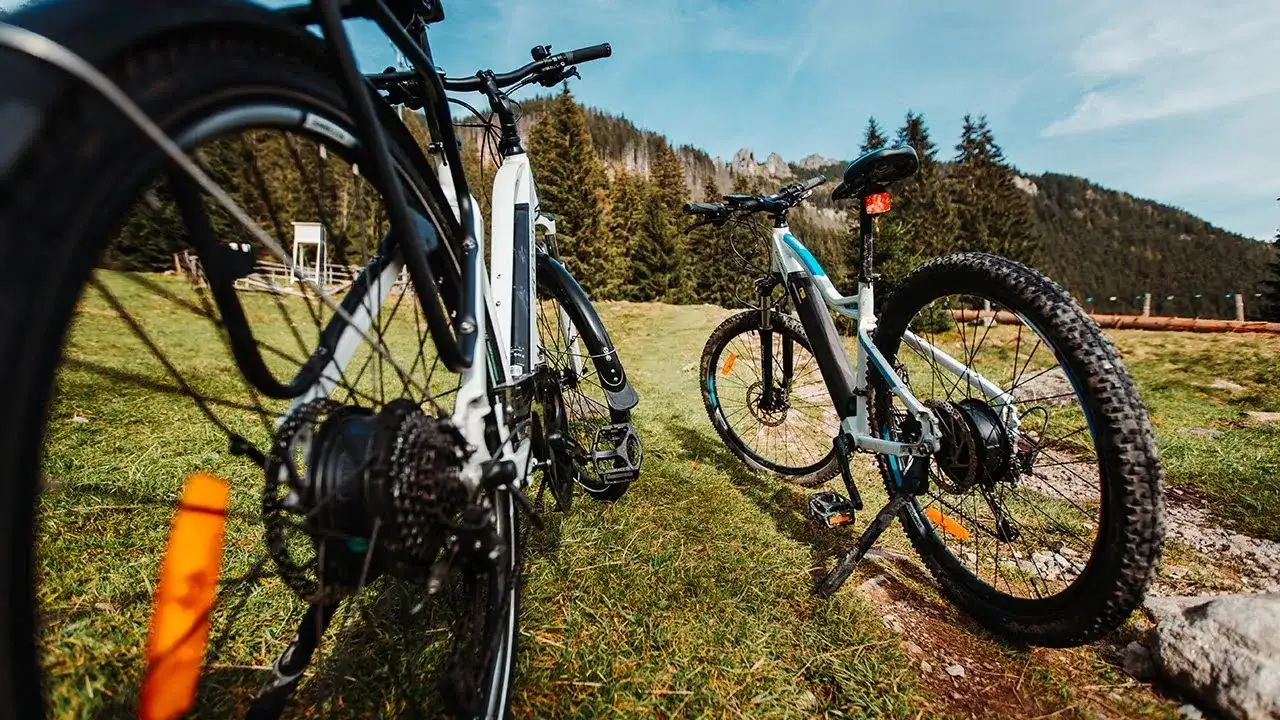 Ile czasu zajmuje przejazd rowerem przez Dolinę Chochołowską?