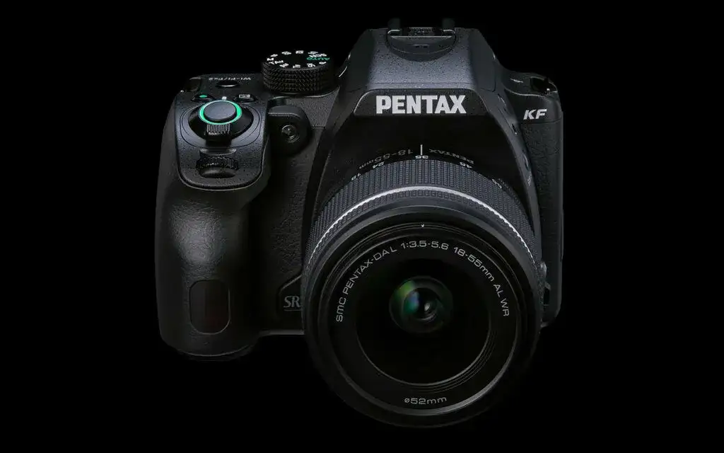 Lustrzanki Pentax: Solidność, unikalne funkcje i czy warto dziś?