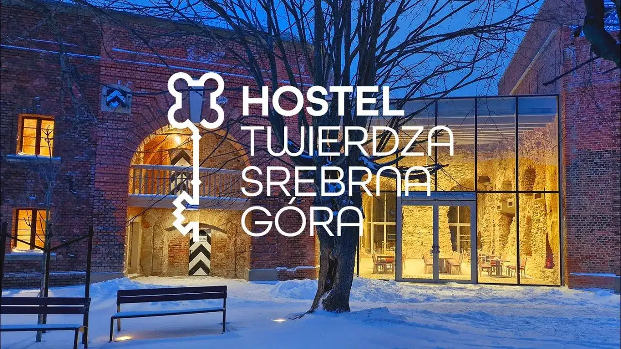 Gdzie zjeść w Srebrnej Górze? Smaki, widoki i praktyczne porady.