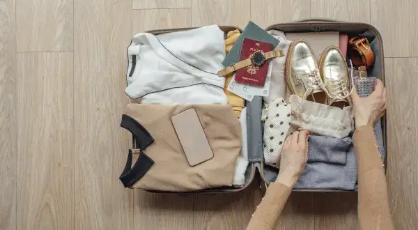 Parfum en bagage cabine : les règles pour éviter la confiscation