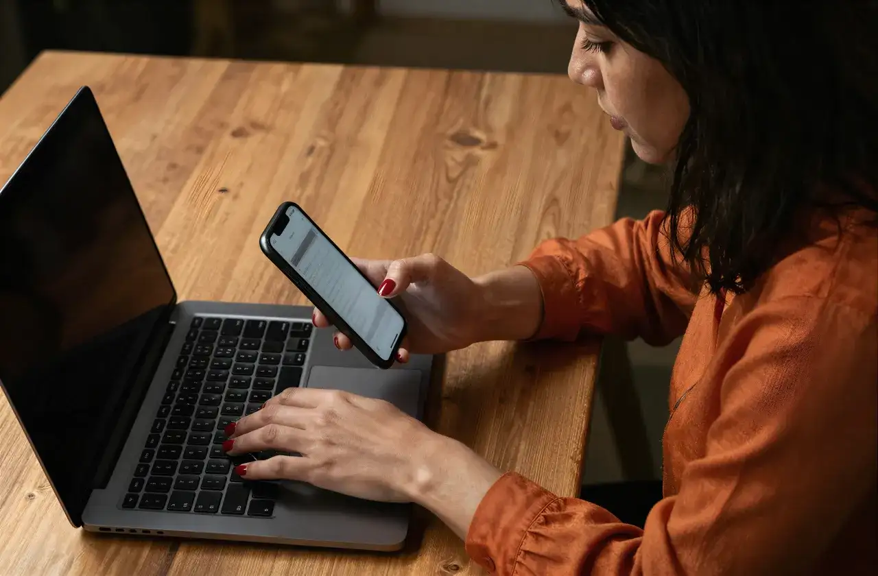 Gdzie grać na platformie rozrywki z depozytem 100 CZK — porównanie popularnych opcji