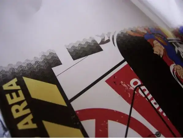 Druk na folii polimerowej: Trwałość i oszczędność na lata?