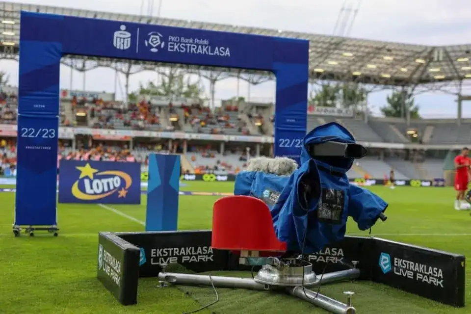 Gdzie oglądać Ekstraklasę? Telewizje z transmisjami meczów na żywo