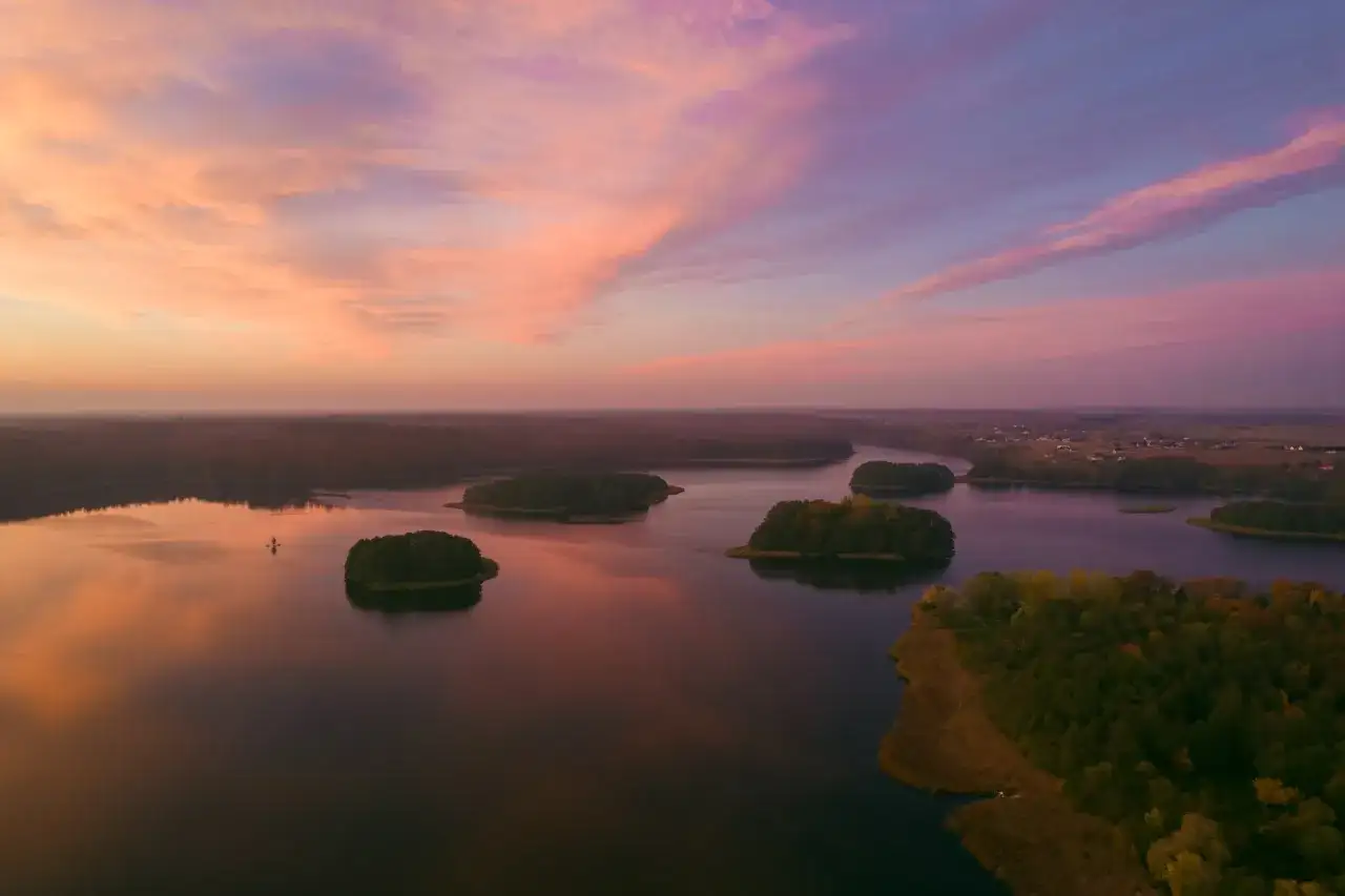 Jezioro Myśliborskie - idealne miejsce na relaks i wodne przygody