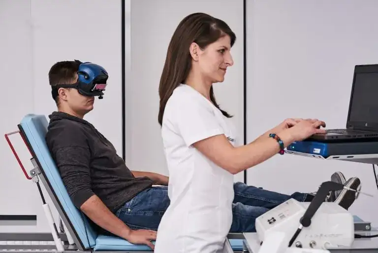 Badanie VNG co to jest i jak może pomóc w zawrotach głowy