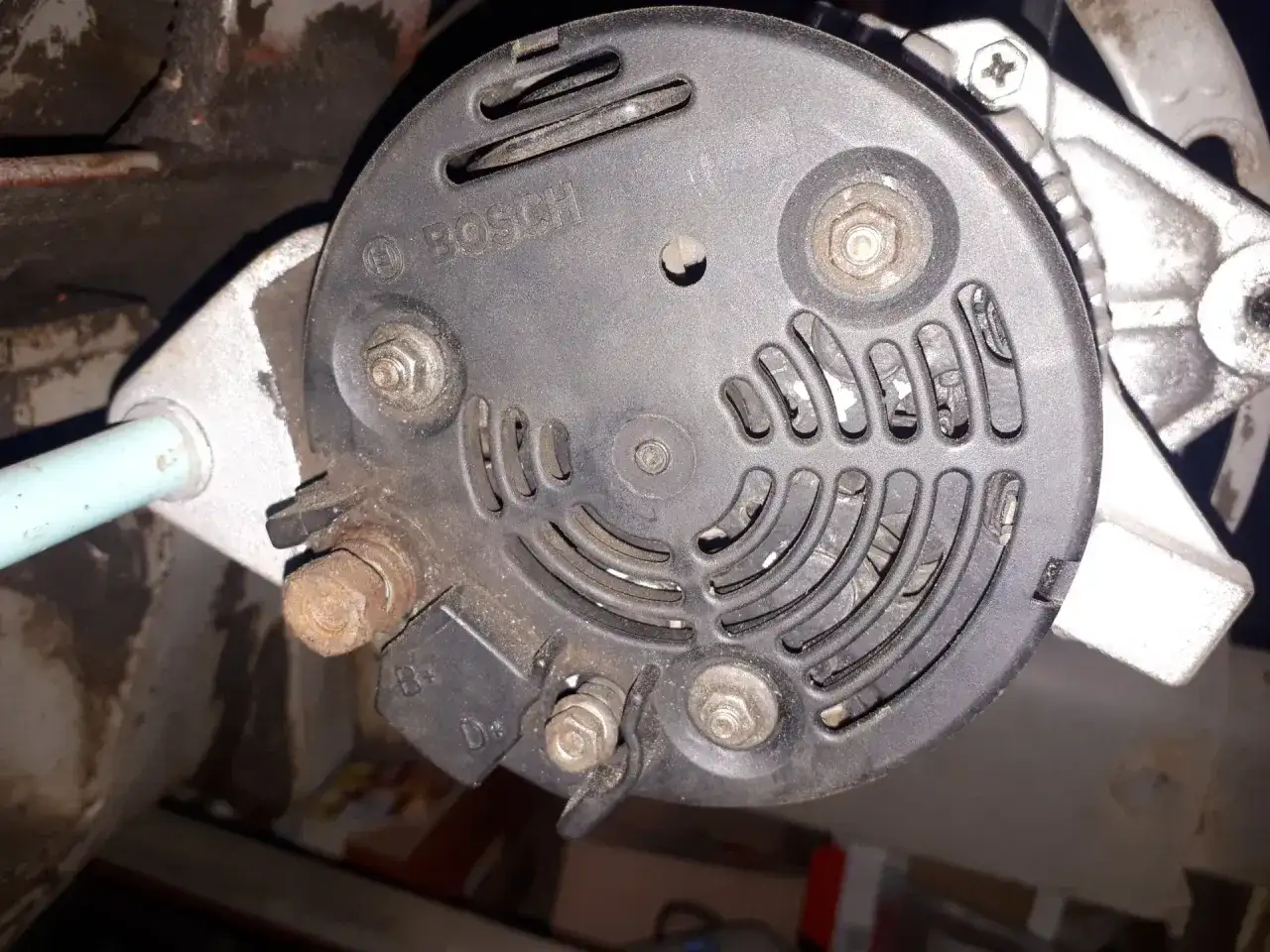 Jak podłączyć alternator Zetor 7211 - uniknij typowych błędów i usterek