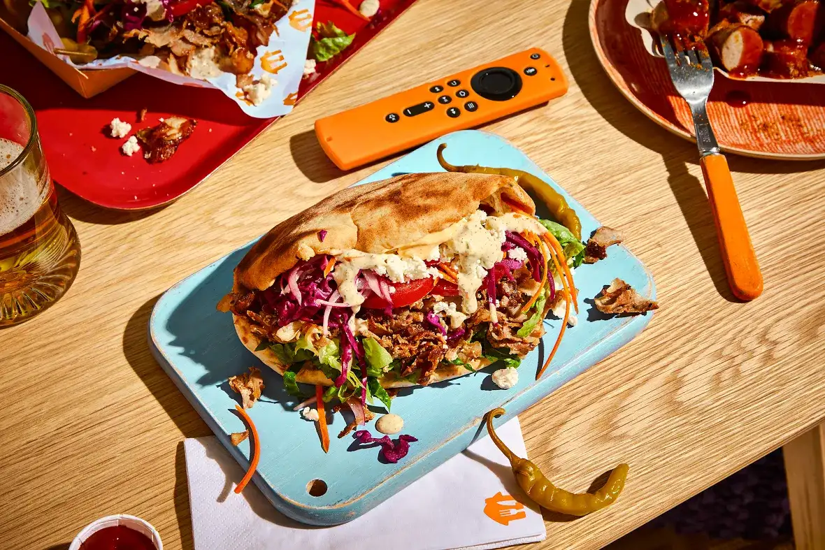 Ile kebabów sprzedasz dziennie? Zyskowny biznes w gastronomii 2024