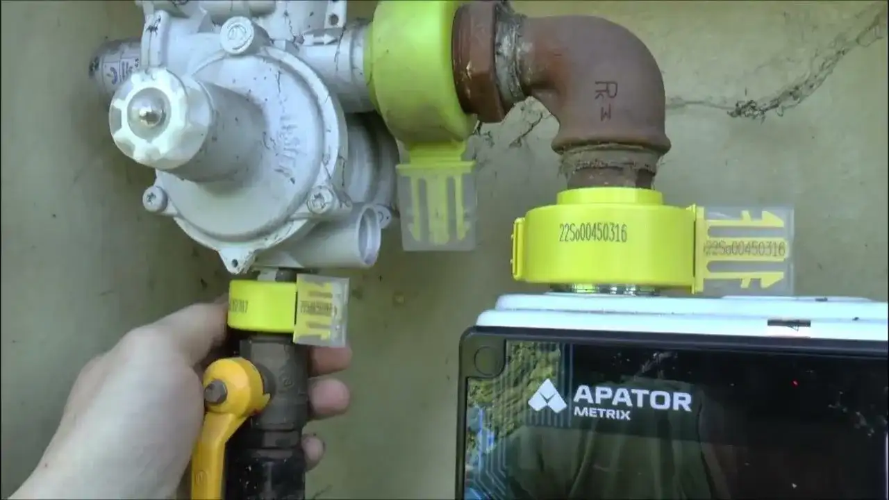 Jak zakręcić zawór gazu przy liczniku i uniknąć niebezpieczeństwa