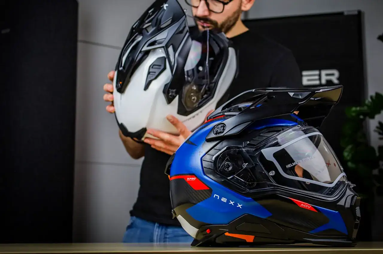 Ranking kasków adventure 2026: Wybierz idealny model dla siebie!