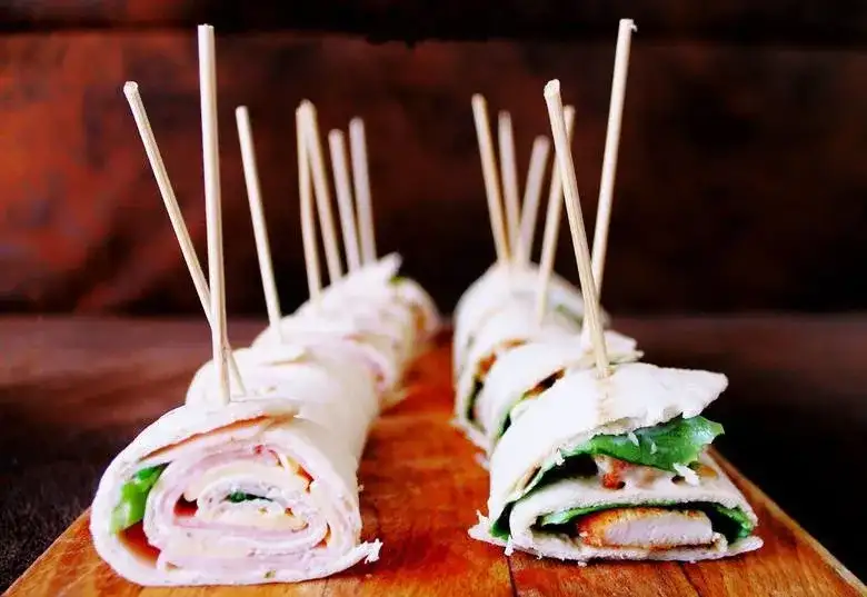 Najlepsze przepisy na sylwestra: sprawdzone dania i przekąski na imprezę