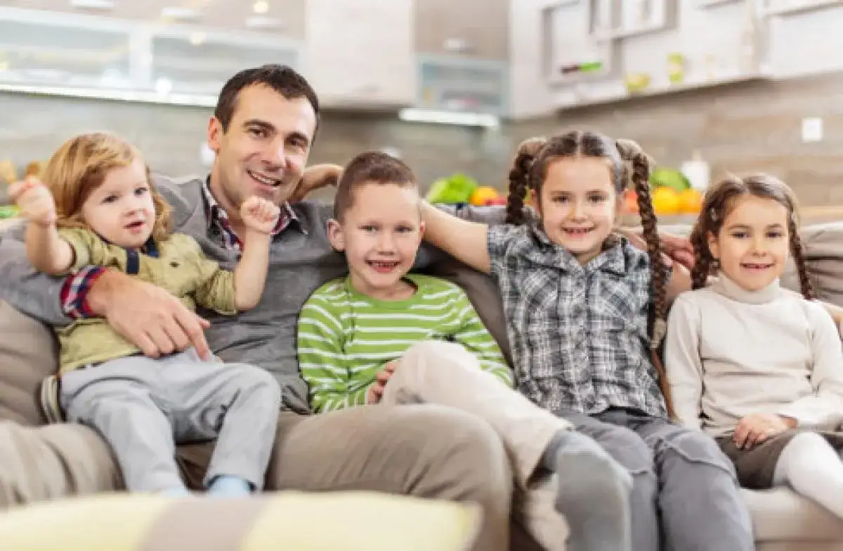 Opieka na dziecko dla nauczyciela: 2 dni wolne w roku. Co trzeba wiedzieć?