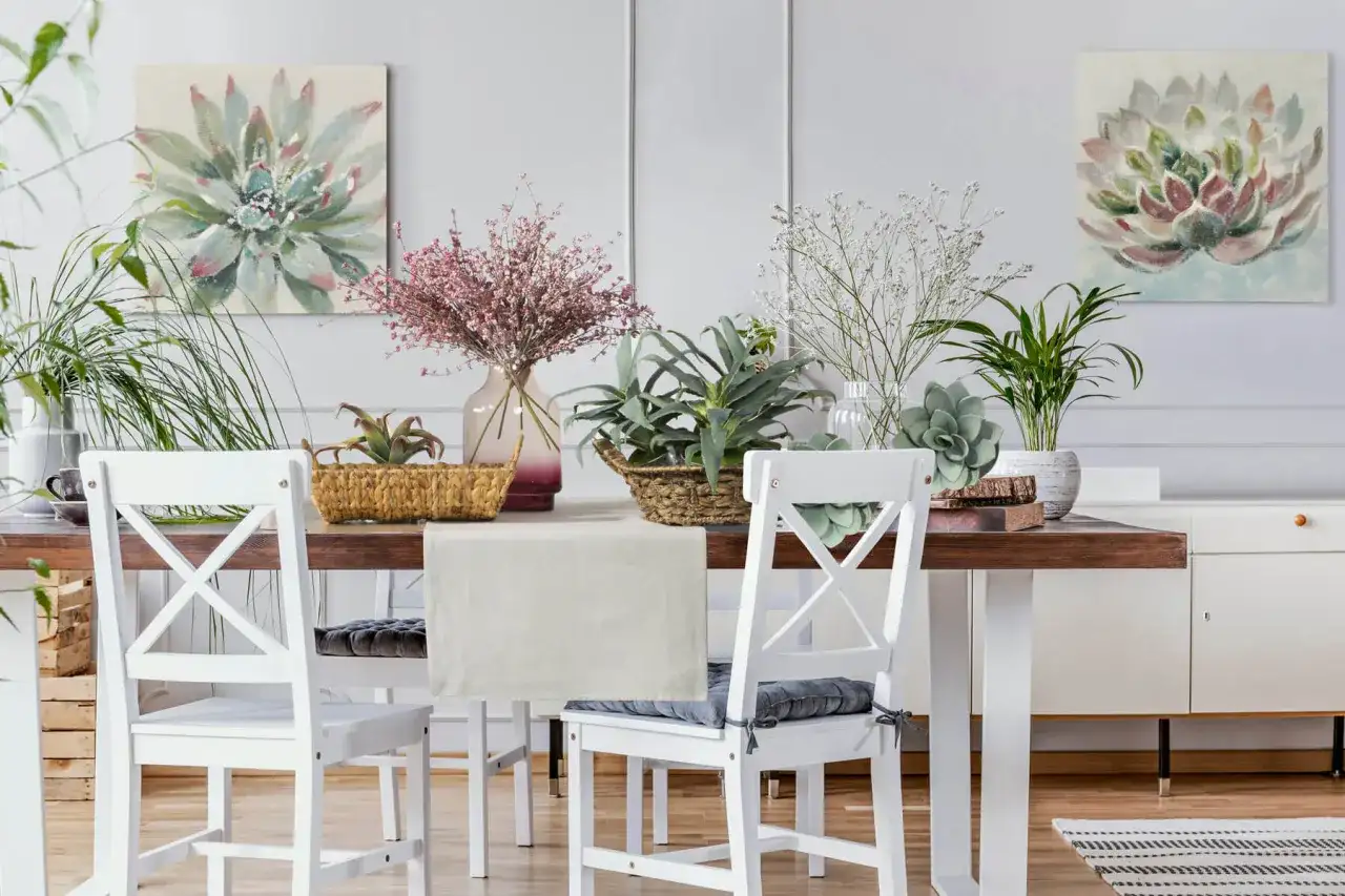 Proste i stylowe pomysły na dekorację stołu w salonie na co dzień