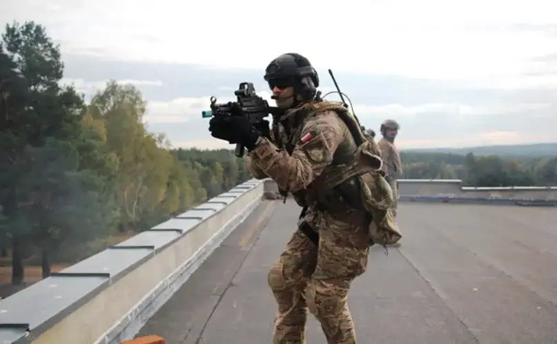 Współczesne umundurowanie jednostek specjalnych – co warto wiedzieć?