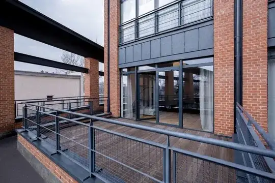 Alternatywy dla balustrady na taras – co zamiast tradycyjnego ogrodzenia?