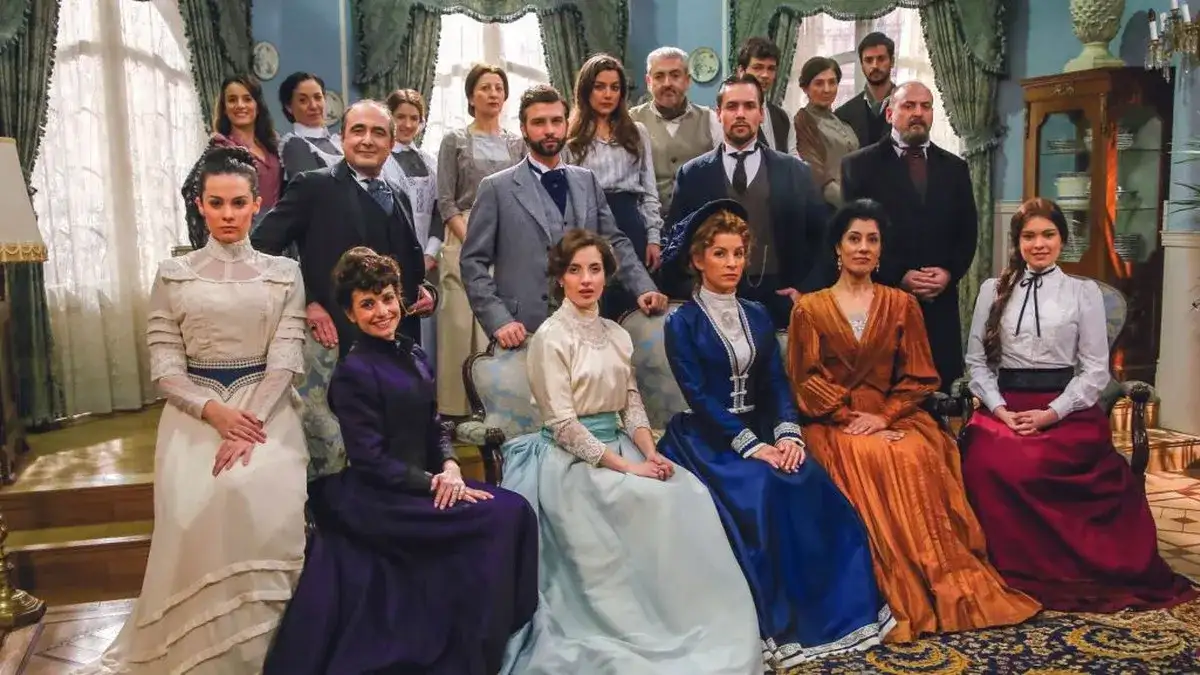 Wszystkie odcinki serialu Akacjowa 38 - sprawdź ile jeszcze przed tobą