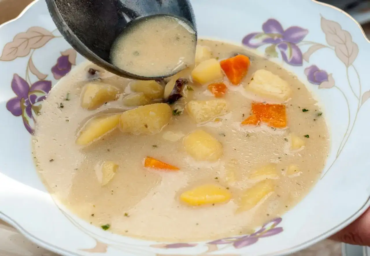 Czy zupa tuczy? Odkryj, jak uniknąć przybierania na wadze