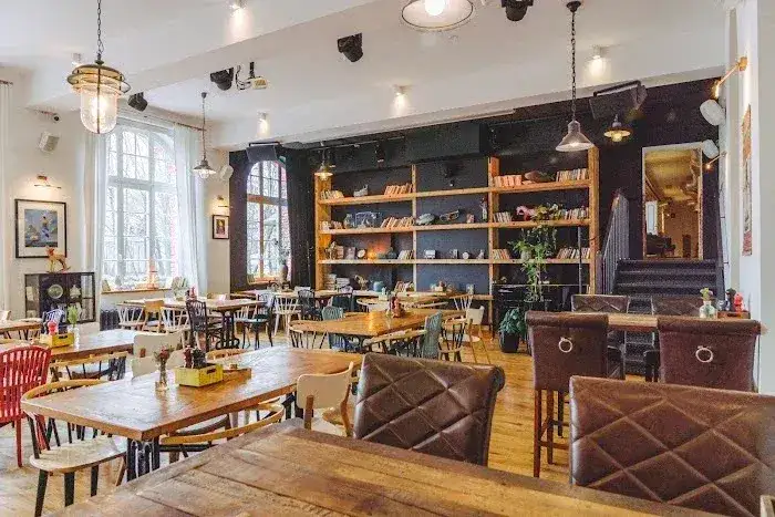 Śląska Prohibicja: Podróż w czasie do lat 20. dla miłośników