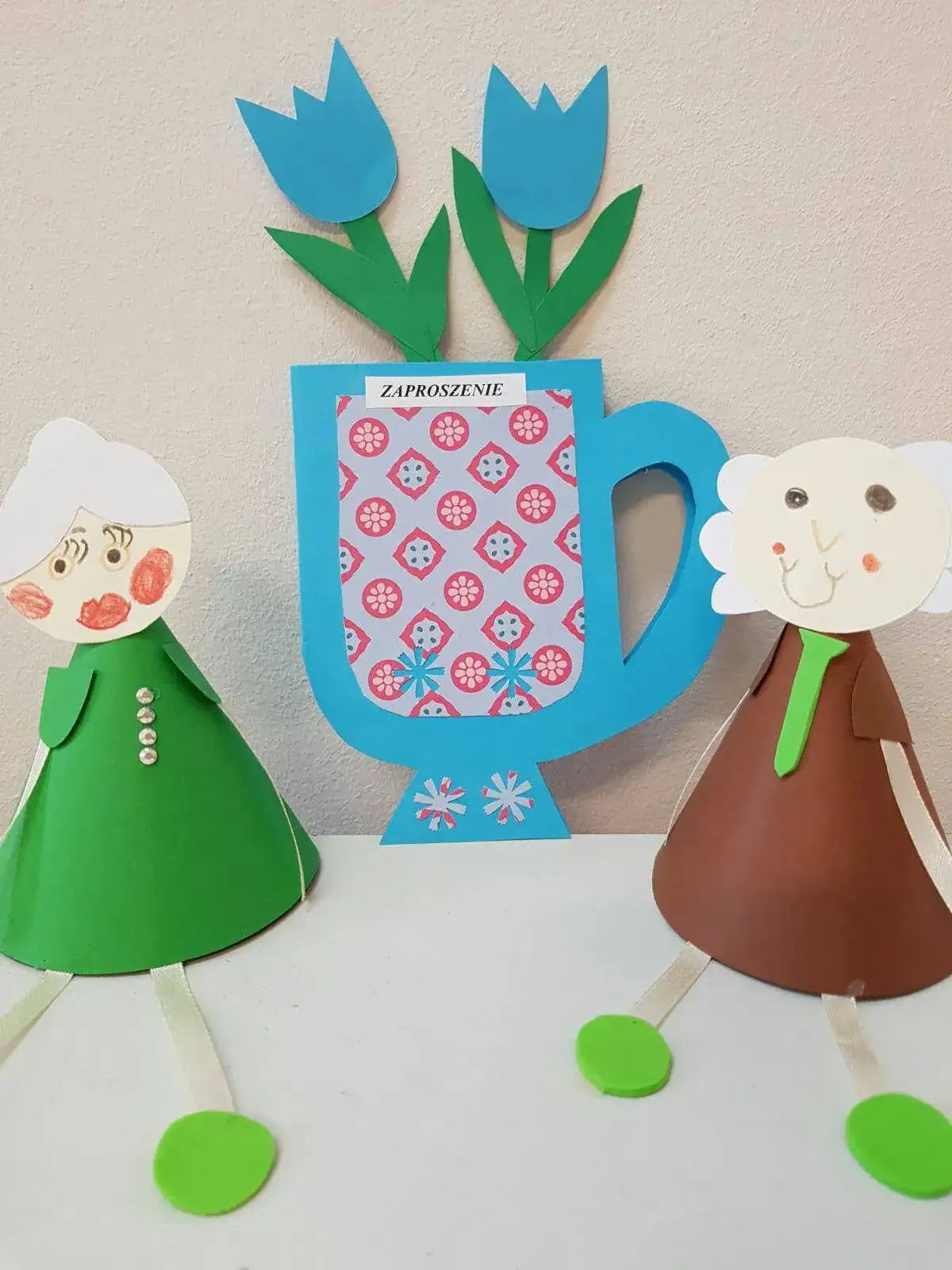 Kreatywne prezenty na dzień babci i dziadka w przedszkolu, które zachwycą