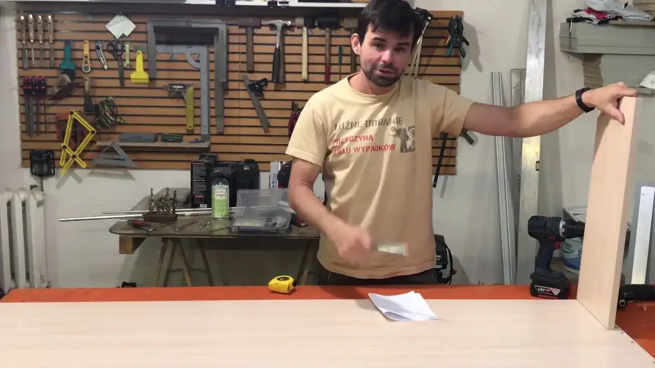 Jak zrobić regał na książki - proste kroki, które ułatwią budowę