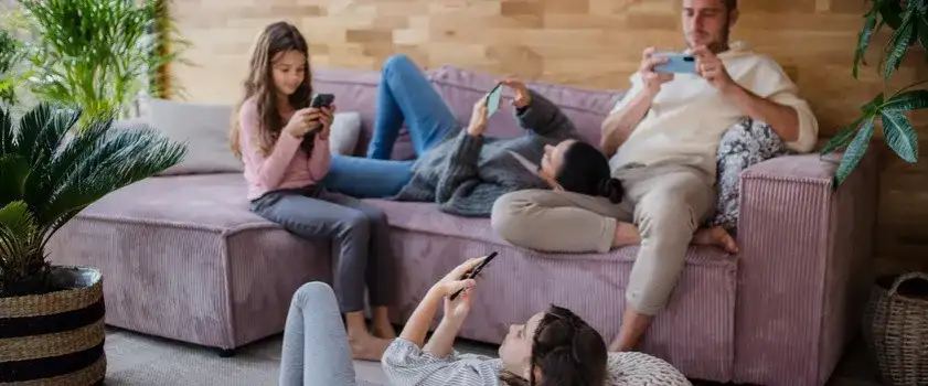 Syndrom FOMO – co to jest i jak wpływa na nasze życie?