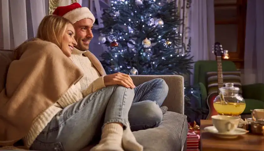 Najlepsze filmy romantyczne o świętach, które musisz zobaczyć tej zimy