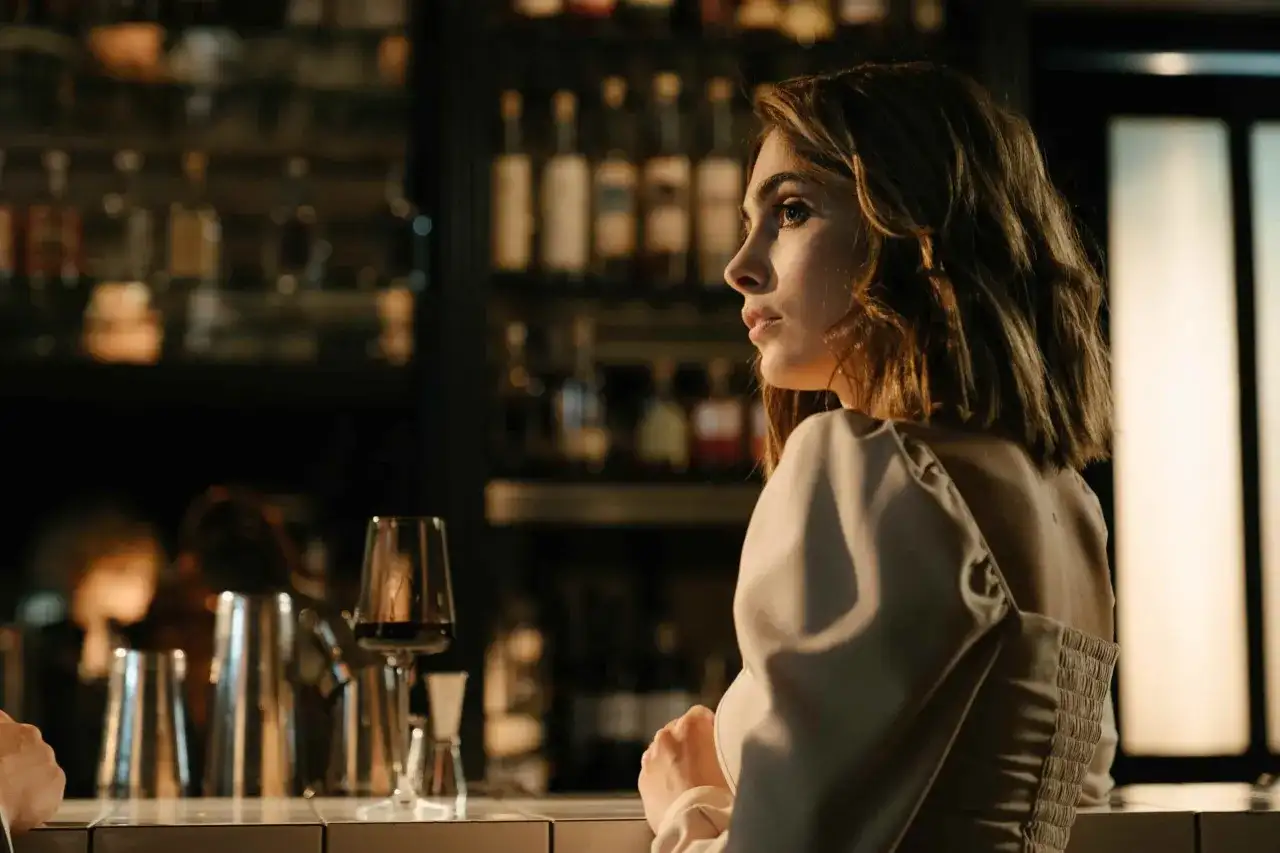 10 sprawdzonych zasad jak rozmawiać z kobietą - skuteczne porady