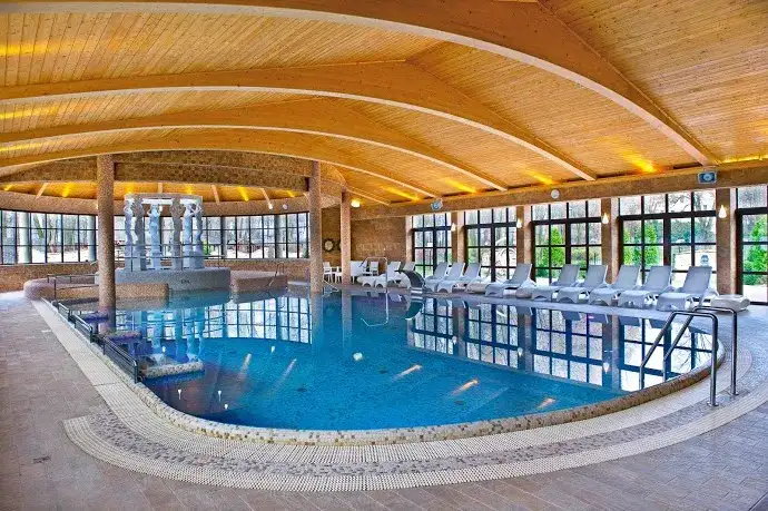 Co to znaczy hotel dla dorosłych? Zrozumienie i korzyści