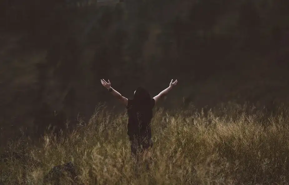 Jak odnaleźć sens w drugiej połowie życia: 5 sprawdzonych sposobów