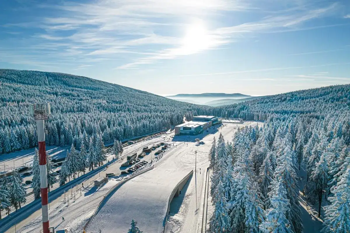 Jakuszyce stoki narciarskie - najlepsze trasy i atrakcje zimowe
