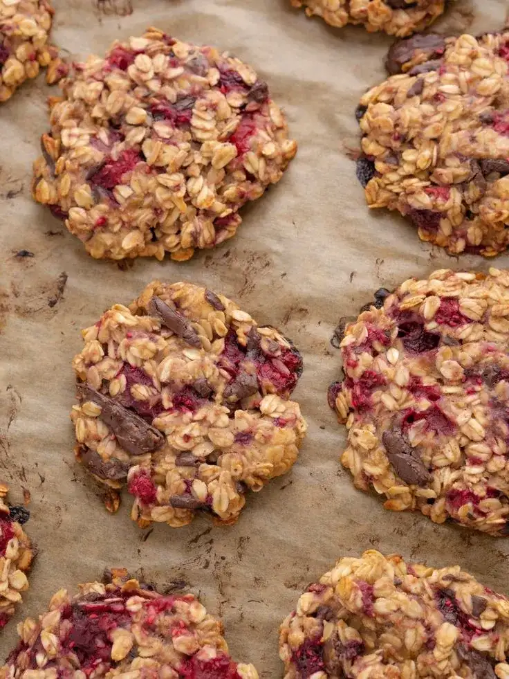 Czy ciastka owsiane są zdrowe? Wady, korzyści i zdrowsze alternatywy