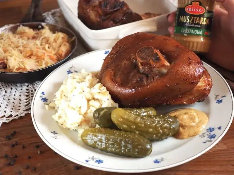 Jak upiec golonki, by były soczyste i chrupiące - sprawdzony przepis