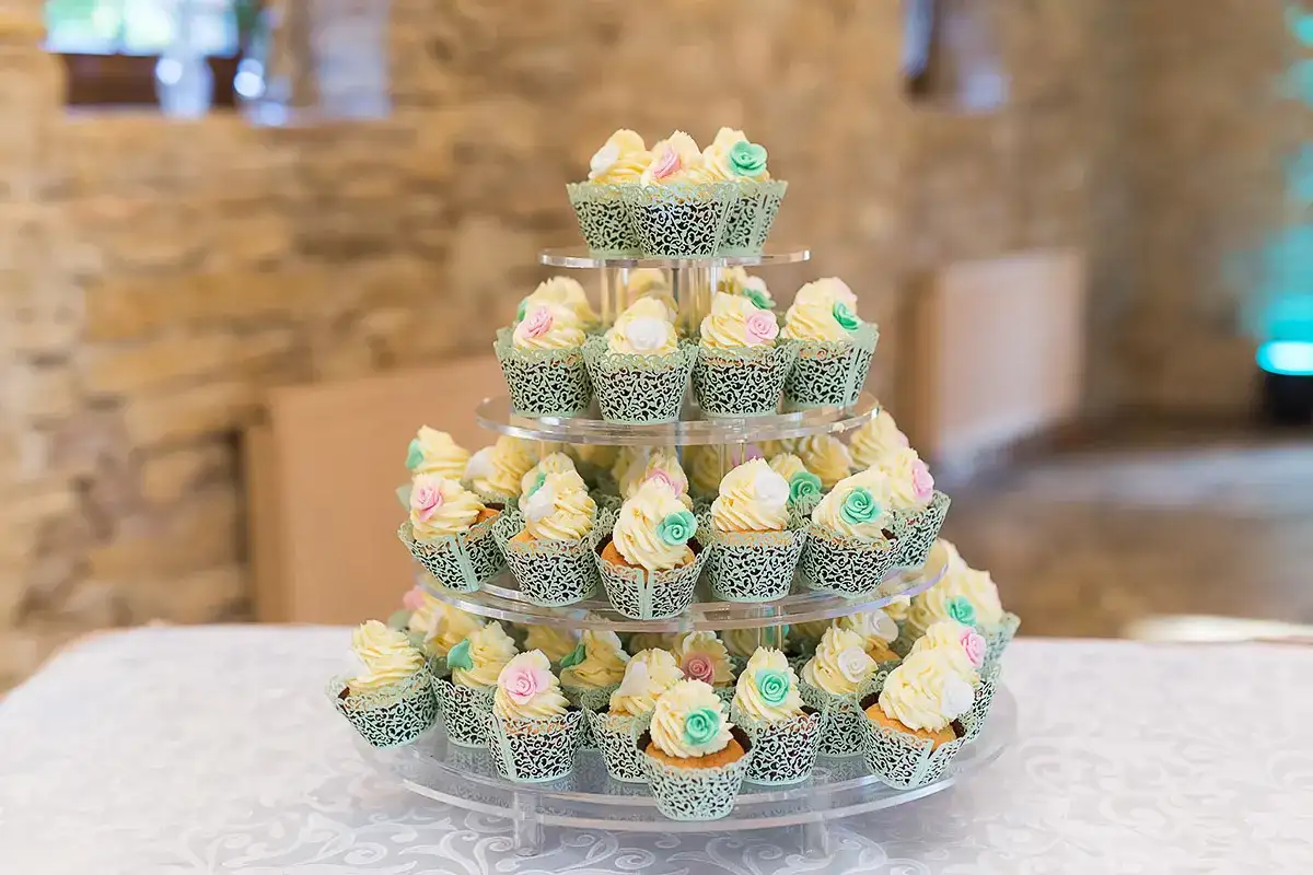 Jak zrobić pikery do babeczek, które zachwycą Twoich gości