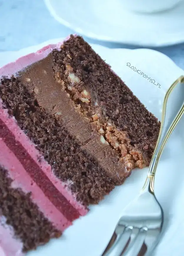 Jak zrobić chrupka czekoladowego do tortu – prosty przepis i wskazówki