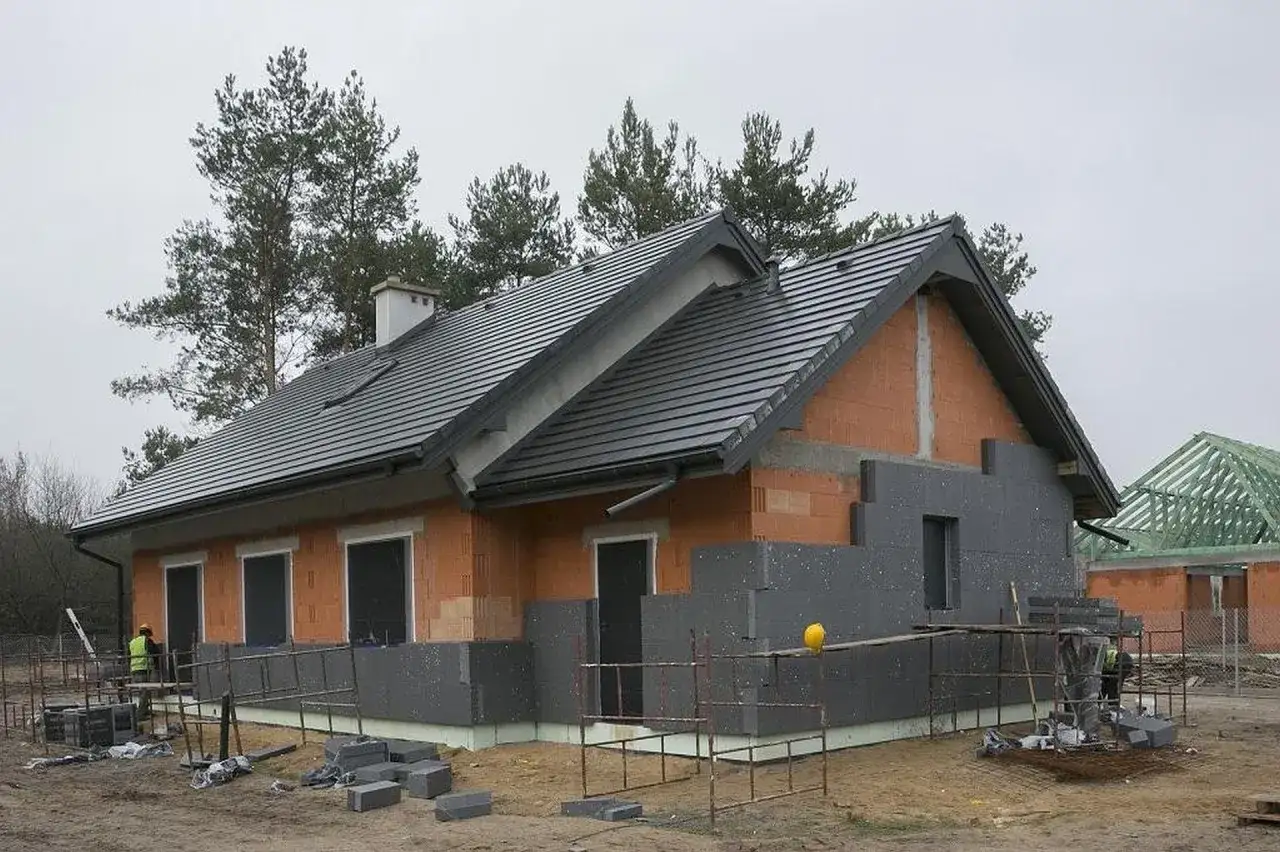 Jaki styropian grafitowy na elewacje - wybierz najlepszy dla swojego domu