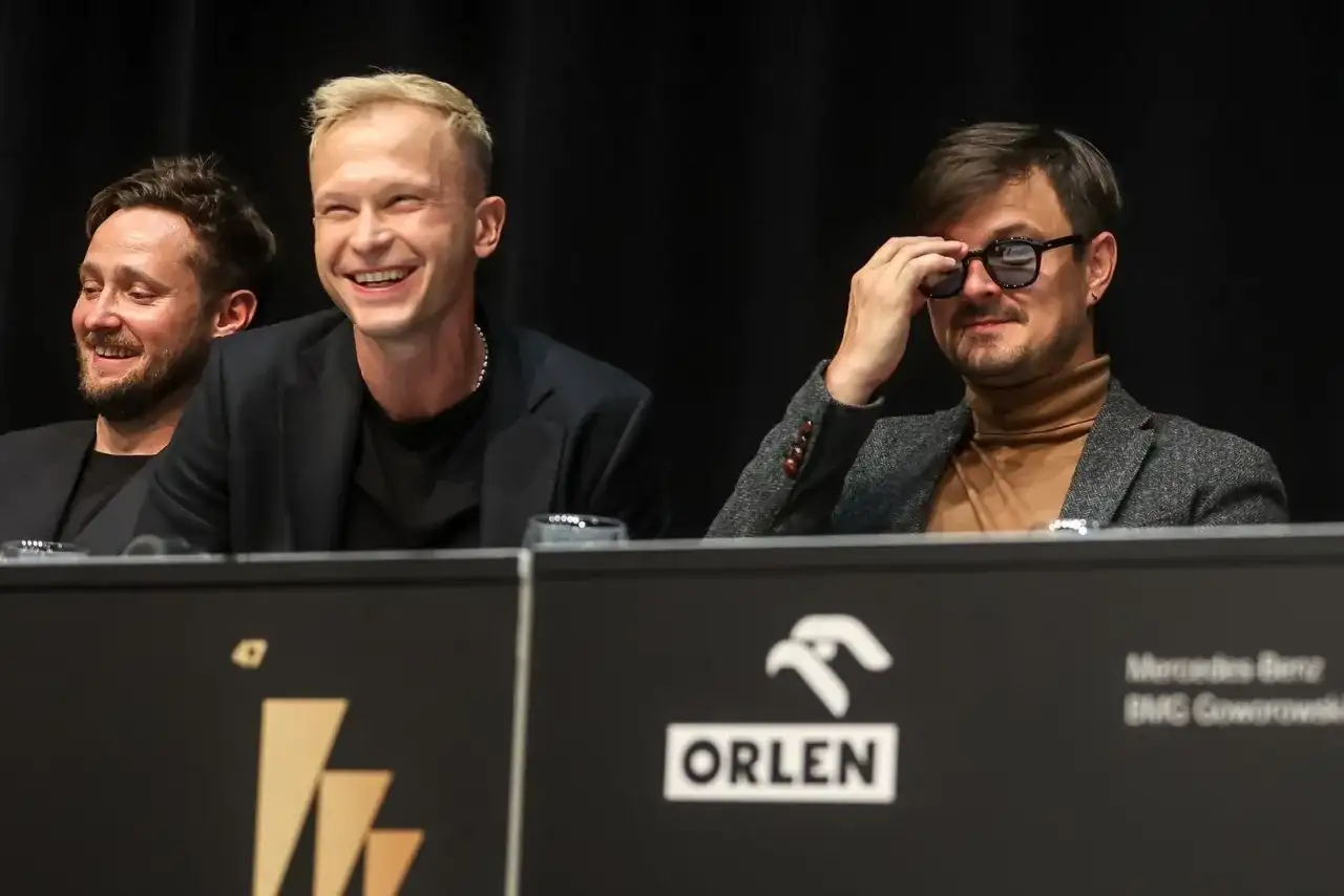 Reżyser filmu Johnny: Odkryj historię Daniela Jaroszka i jego dzieło