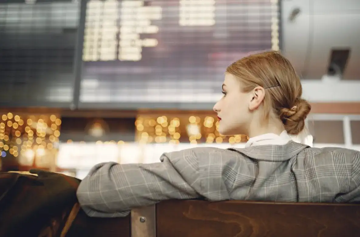 Jak podróżować mądrze i tanio – poradnik dla młodych odkrywców